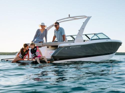 Volvo-Penta Sterndrive on the water